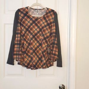 25.5"long. Pockets!! Perfect for fall/Never worn.